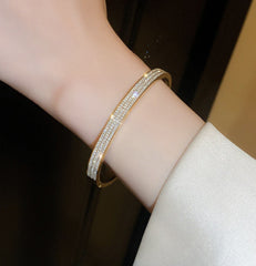 Rhinestone gold bracelet