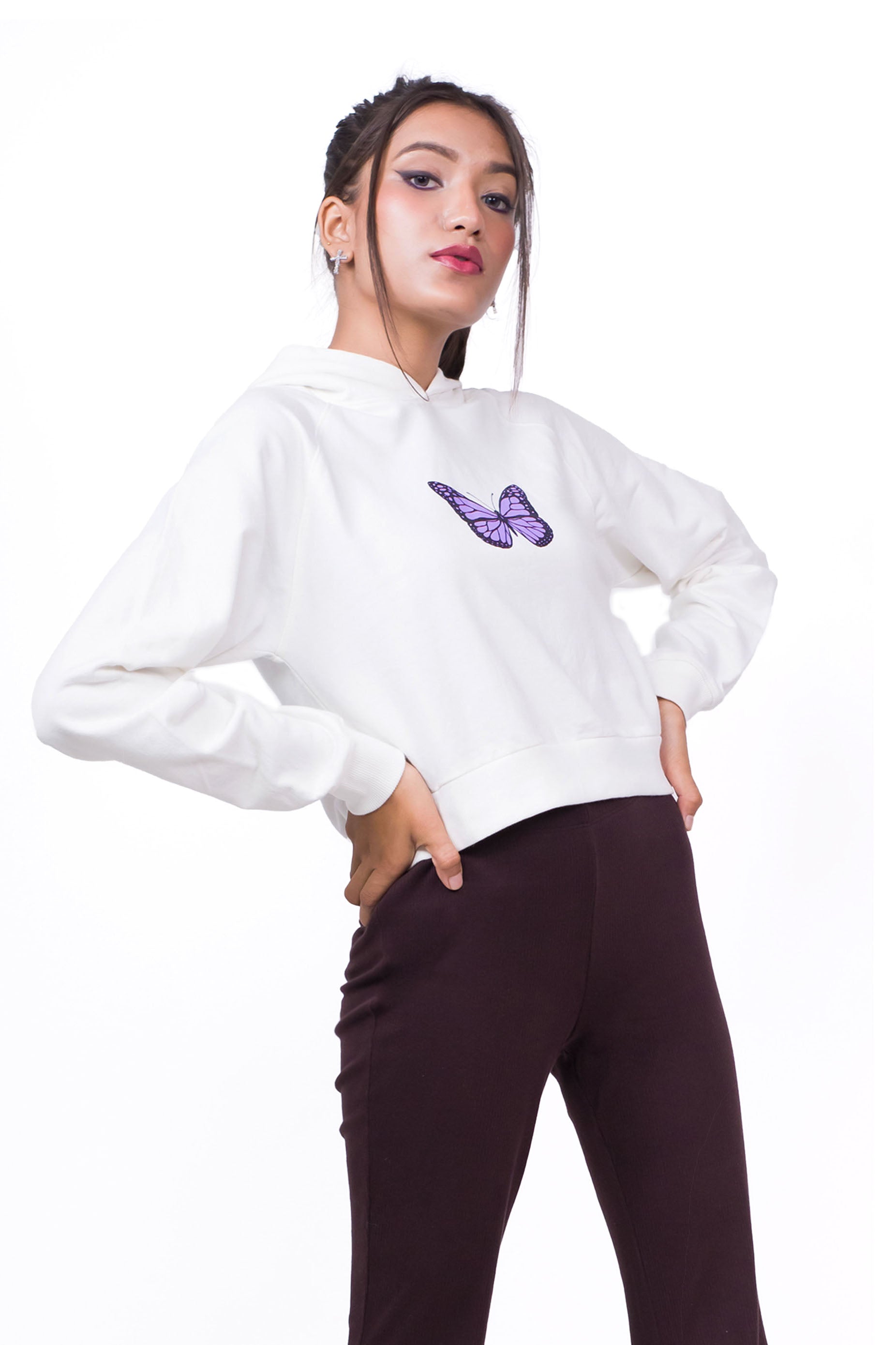 Crop Hoodie White-Slayink-CASUAL,casualwear,Cotton,Crop Sweatshirt,Crop top,Dropshoulder,Hoodie,Loungewear,SWEATSHIRT,Sweattop,Westernwear,Winter,winterclothing