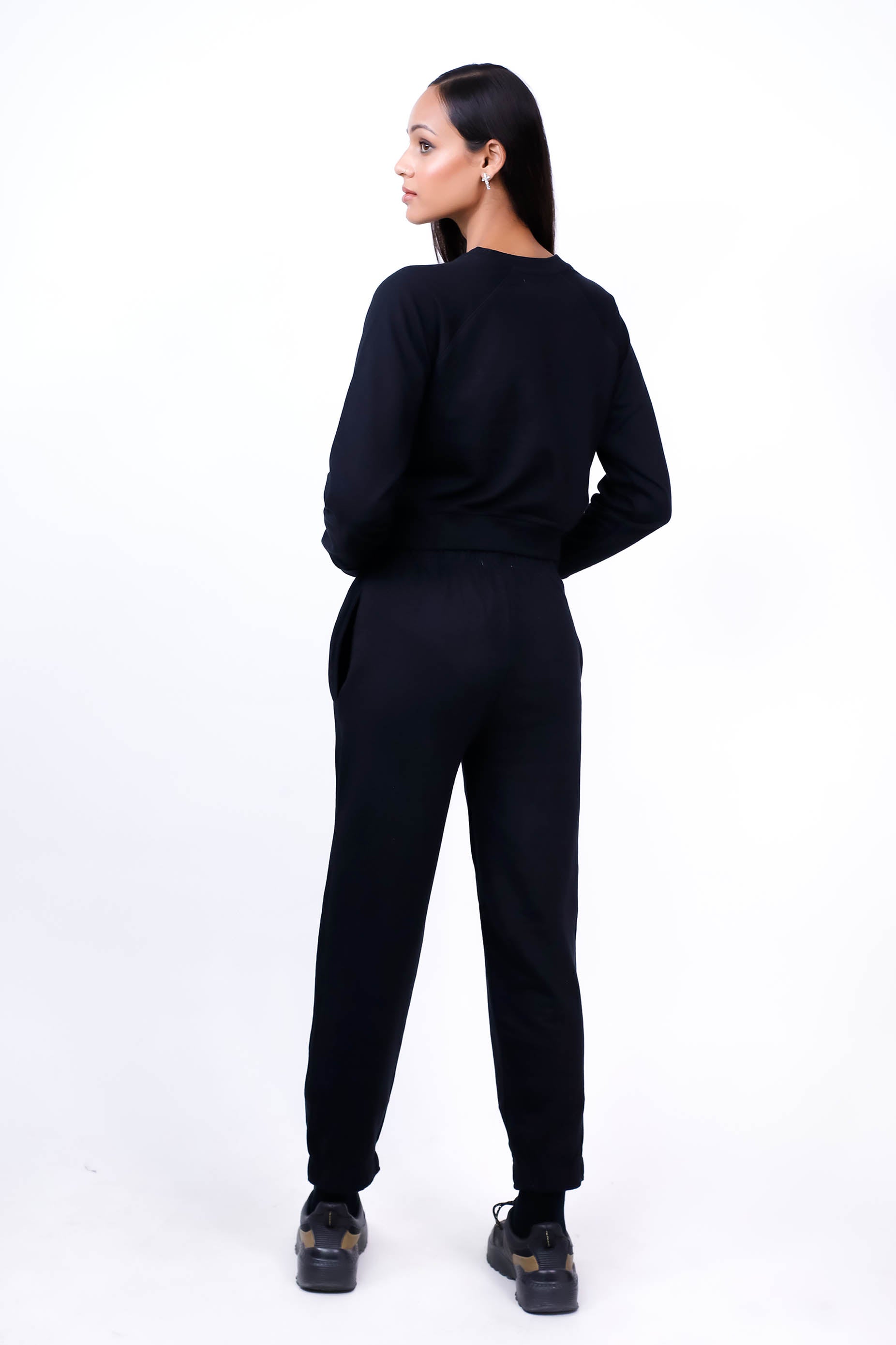 Black Loungewear Set-Slayink-CASUAL,casualwear,Cotton,joggers,Loungewear,SWEATSHIRT,trackpants,Westernwear,Winter,winterclothing