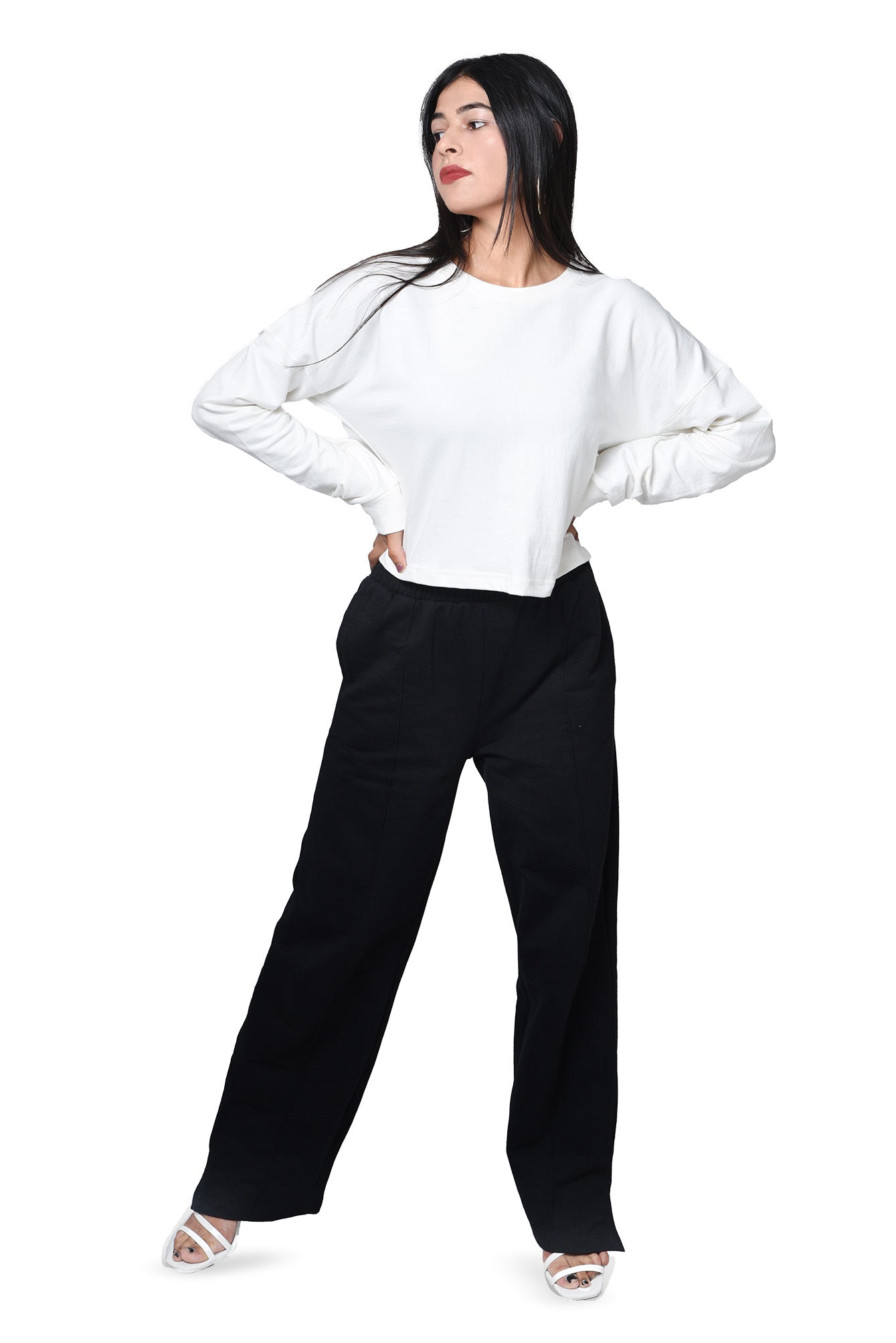 White sweatshirt, Terry cotton sweatshirt,100% cotton sweatshirt, Trendy White sweatshirt, Winter basics, white top winter, Casual sweatshirt, Women's sweatshirt, Stylish sweatshirt