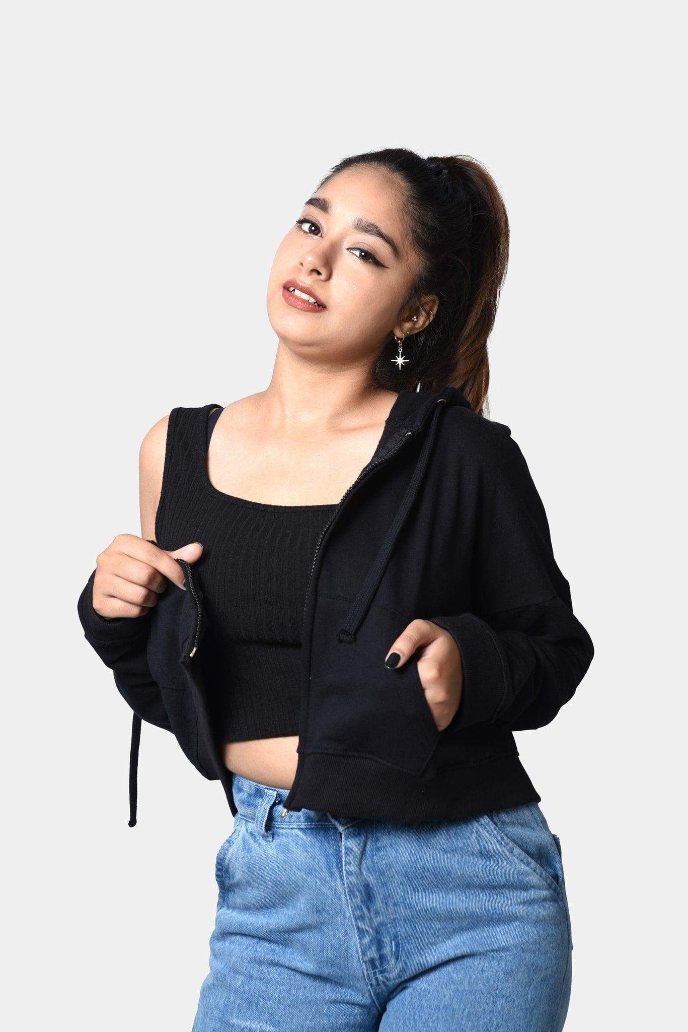 Zipper Crop Hoodie Black - Fleece-Slayink-CASUAL,casualwear,Cotton,Crop Sweatshirt,Crop top,Dropshoulder,Hoodie,Loungewear,SWEATSHIRT,Sweattop,Westernwear,Winter,winterclothing