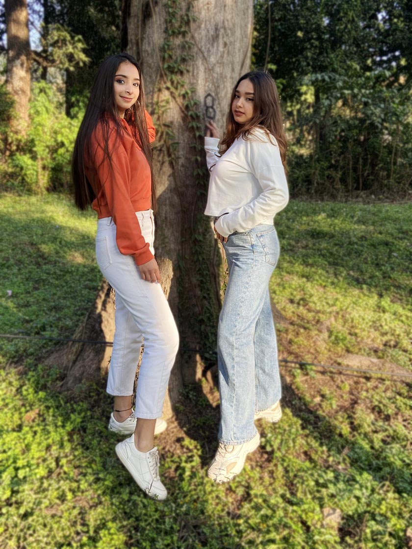 White sweatshirt, Terry cotton sweatshirt,100% cotton sweatshirt, Trendy White sweatshirt, Winter basics, white top winter, Casual sweatshirt, Women's sweatshirt, Stylish sweatshirt