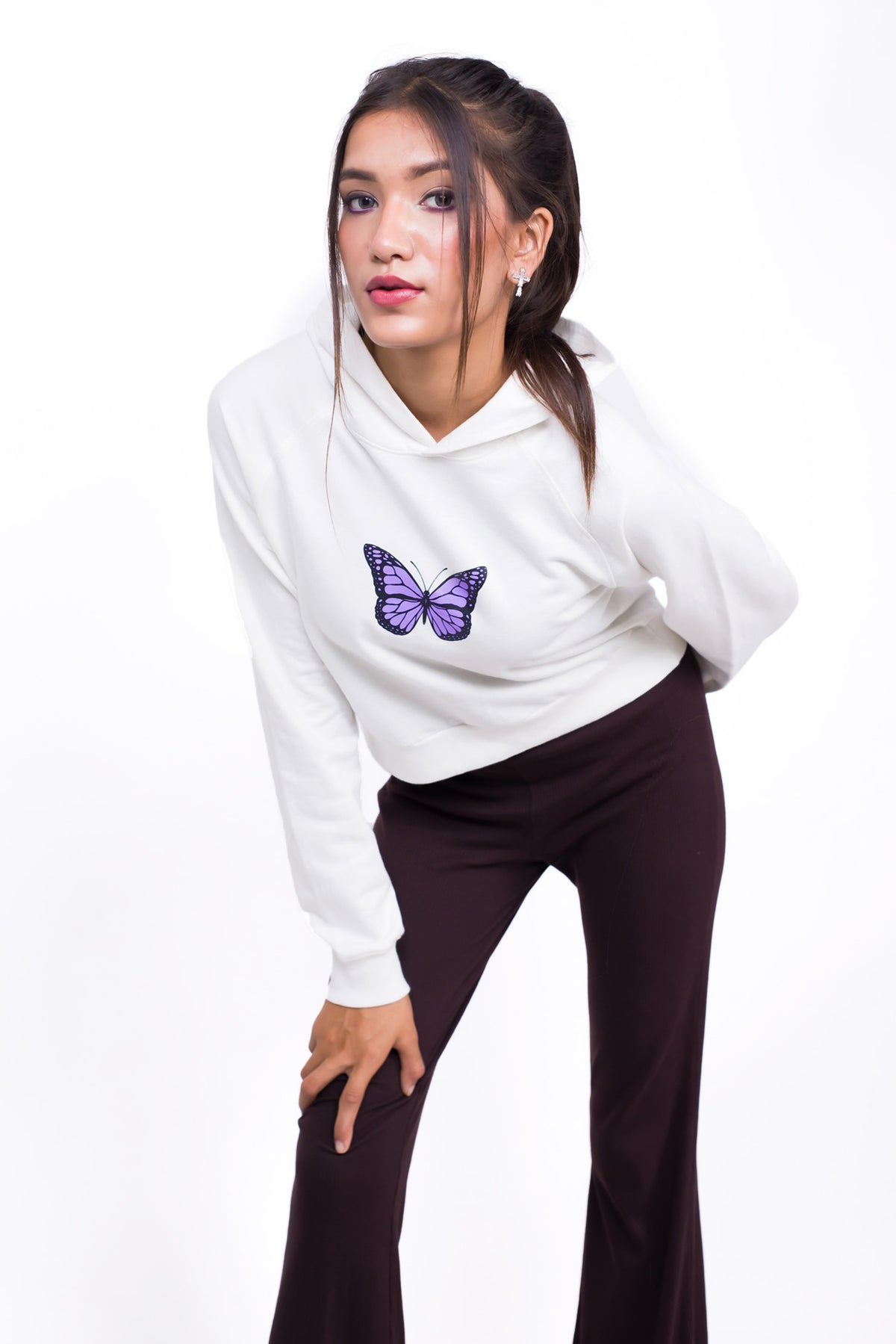 Crop Hoodie White-Slayink-CASUAL,casualwear,Cotton,Crop Sweatshirt,Crop top,Dropshoulder,Hoodie,Loungewear,SWEATSHIRT,Sweattop,Westernwear,Winter,winterclothing
